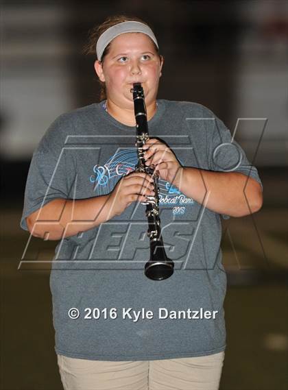 Thumbnail 2 in Krum @ Wyatt photogallery.