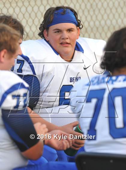 Thumbnail 1 in Krum @ Wyatt photogallery.