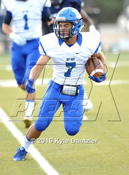 Thumbnail 1 in Krum @ Wyatt photogallery.