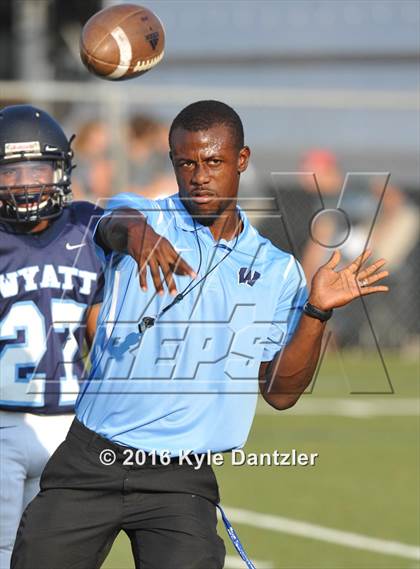 Thumbnail 1 in Krum @ Wyatt photogallery.