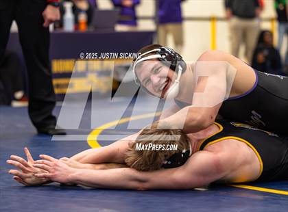Thumbnail 3 in IHSAA Regional 13 Mooresville photogallery.