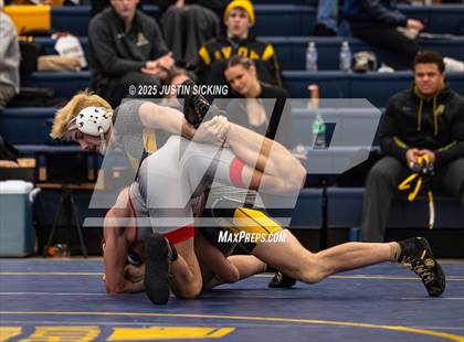 Thumbnail 2 in IHSAA Regional 13 Mooresville photogallery.