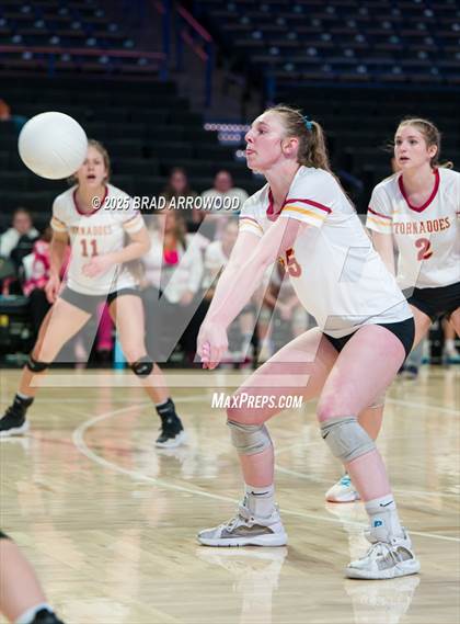 Thumbnail 2 in Hickory vs. Seaforth (NCHSAA 5A Final) photogallery.
