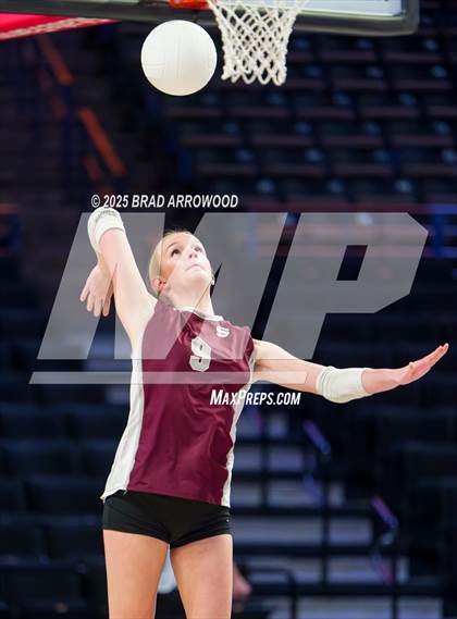 Thumbnail 3 in Hickory vs. Seaforth (NCHSAA 5A Final) photogallery.