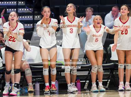 Thumbnail 2 in Hickory vs. Seaforth (NCHSAA 5A Final) photogallery.