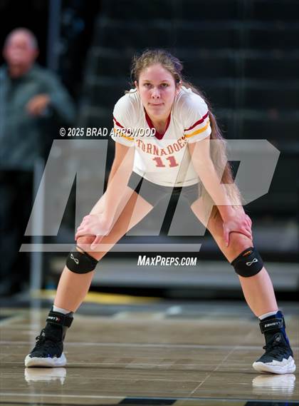 Thumbnail 1 in Hickory vs. Seaforth (NCHSAA 5A Final) photogallery.