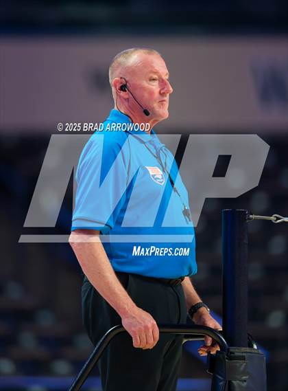 Thumbnail 3 in Hickory vs. Seaforth (NCHSAA 5A Final) photogallery.