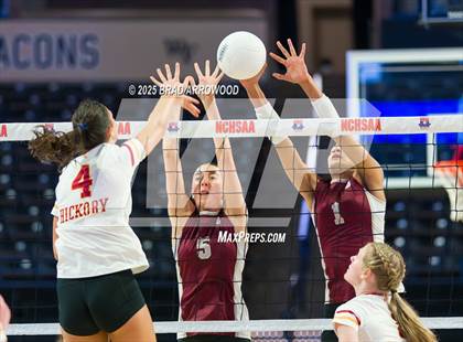 Thumbnail 2 in Hickory vs. Seaforth (NCHSAA 5A Final) photogallery.