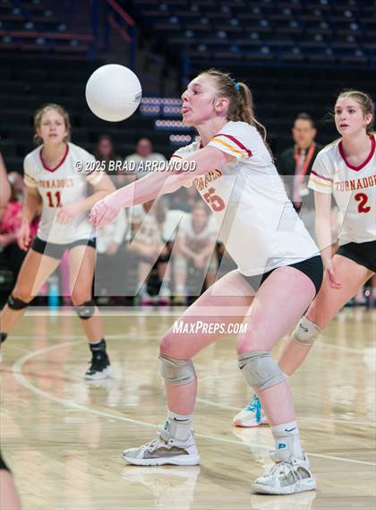 Thumbnail 3 in Hickory vs. Seaforth (NCHSAA 5A Final) photogallery.