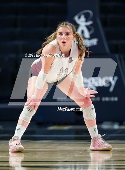 Thumbnail 3 in Hickory vs. Seaforth (NCHSAA 5A Final) photogallery.