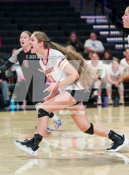 Thumbnail 1 in Hickory vs. Seaforth (NCHSAA 5A Final) photogallery.