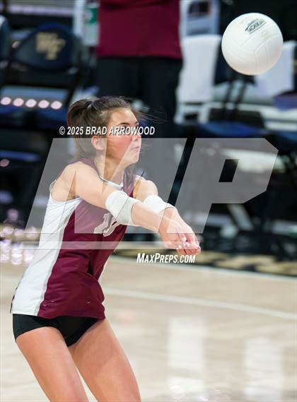 Thumbnail 1 in Hickory vs. Seaforth (NCHSAA 5A Final) photogallery.