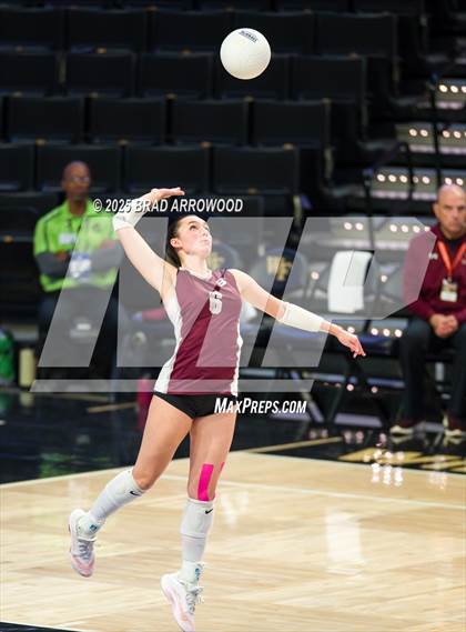 Thumbnail 1 in Hickory vs. Seaforth (NCHSAA 5A Final) photogallery.