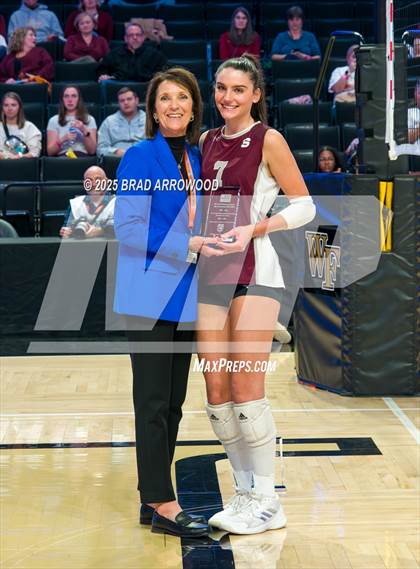 Thumbnail 1 in Hickory vs. Seaforth (NCHSAA 5A Final) photogallery.