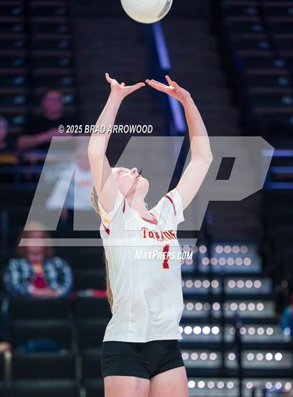 Thumbnail 1 in Hickory vs. Seaforth (NCHSAA 5A Final) photogallery.