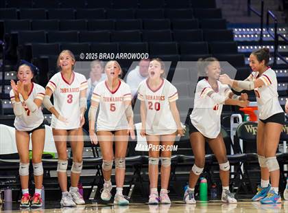 Thumbnail 2 in Hickory vs. Seaforth (NCHSAA 5A Final) photogallery.