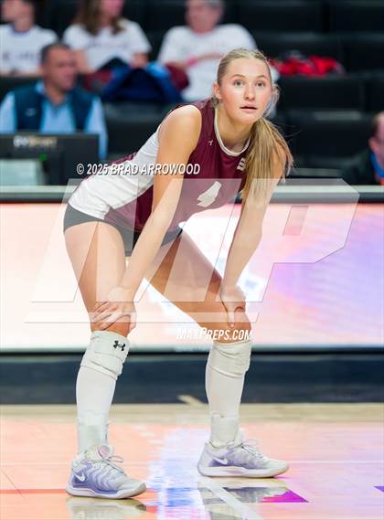 Thumbnail 2 in Hickory vs. Seaforth (NCHSAA 5A Final) photogallery.