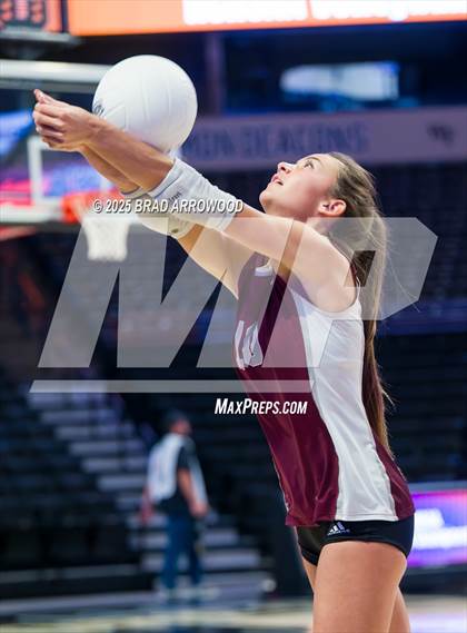 Thumbnail 2 in Hickory vs. Seaforth (NCHSAA 5A Final) photogallery.