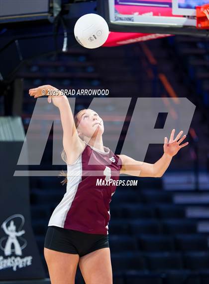 Thumbnail 3 in Hickory vs. Seaforth (NCHSAA 5A Final) photogallery.