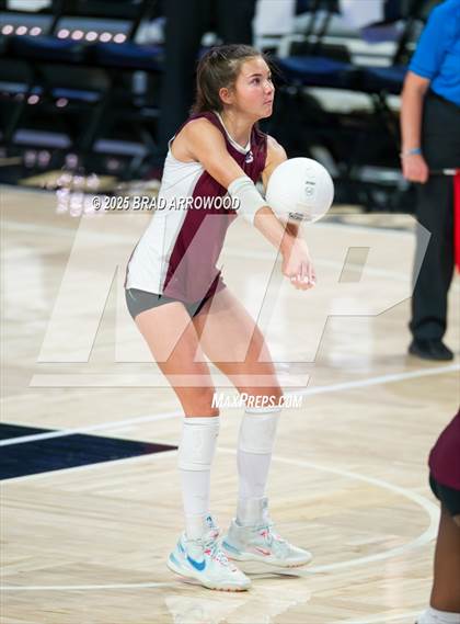 Thumbnail 3 in Hickory vs. Seaforth (NCHSAA 5A Final) photogallery.