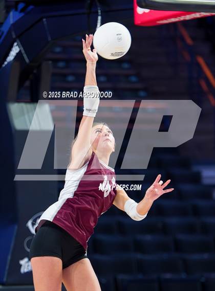 Thumbnail 3 in Hickory vs. Seaforth (NCHSAA 5A Final) photogallery.