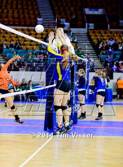 Thumbnail 1 in Weldon Valley vs. Flagler (CHSAA 1A Playoff) photogallery.