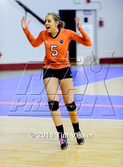 Thumbnail 3 in Weldon Valley vs. Flagler (CHSAA 1A Playoff) photogallery.