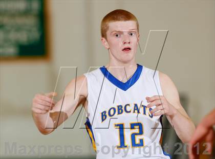 Thumbnail 3 in Brookfield vs. New Fairfield photogallery.