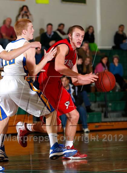 Thumbnail 3 in Brookfield vs. New Fairfield photogallery.