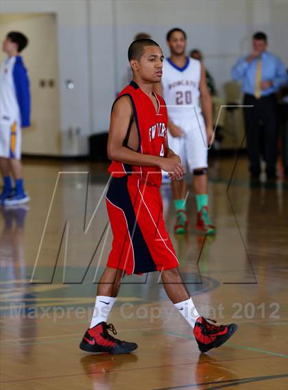 Thumbnail 2 in Brookfield vs. New Fairfield photogallery.