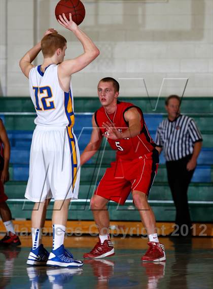 Thumbnail 1 in Brookfield vs. New Fairfield photogallery.