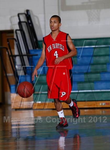 Thumbnail 3 in Brookfield vs. New Fairfield photogallery.
