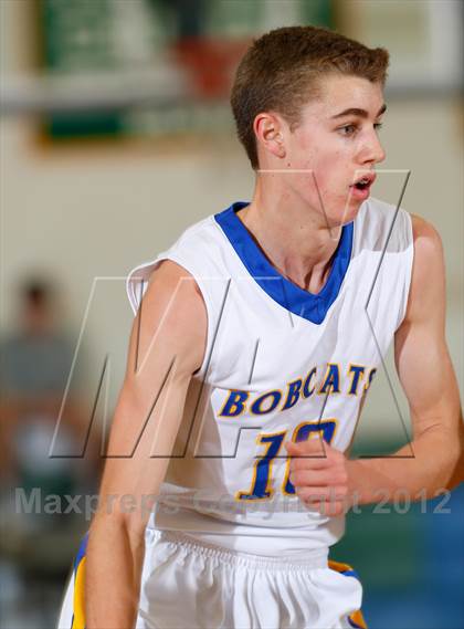 Thumbnail 1 in Brookfield vs. New Fairfield photogallery.