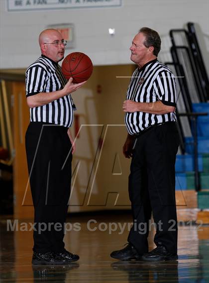 Thumbnail 2 in Brookfield vs. New Fairfield photogallery.