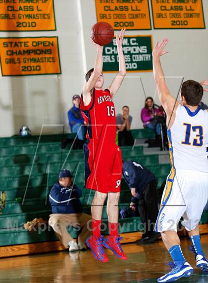 Thumbnail 2 in Brookfield vs. New Fairfield photogallery.