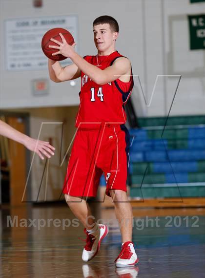 Thumbnail 3 in Brookfield vs. New Fairfield photogallery.