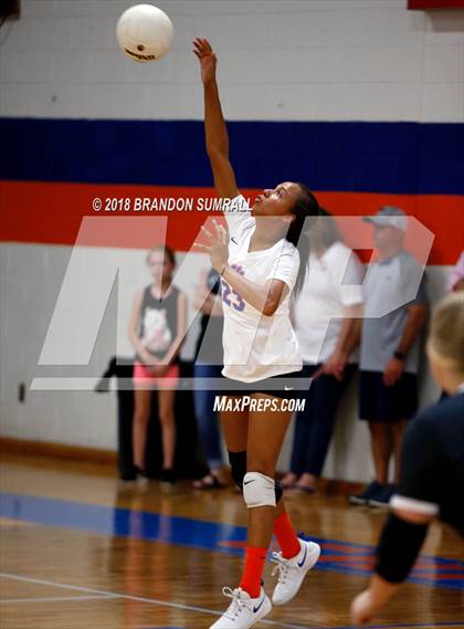 Thumbnail 1 in Billingsley @ Chilton County photogallery.