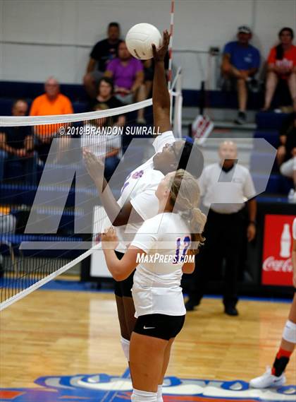 Thumbnail 2 in Billingsley @ Chilton County photogallery.