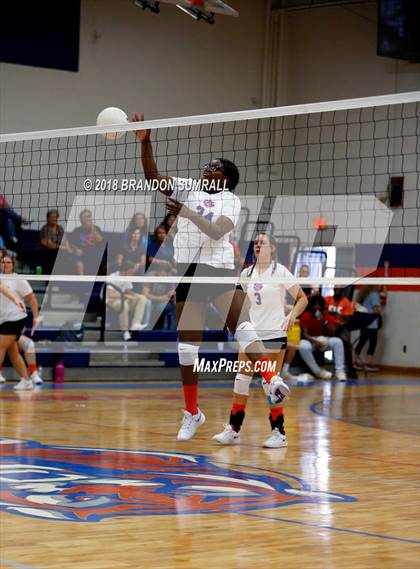 Thumbnail 2 in Billingsley @ Chilton County photogallery.