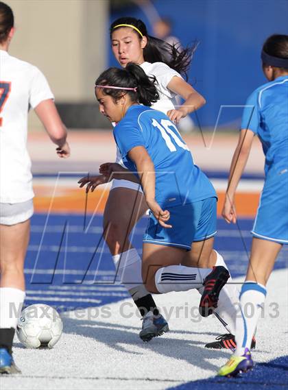 Thumbnail 2 in Northridge Academy @ Chaminade (CIF SoCal Regional Playoffs) photogallery.