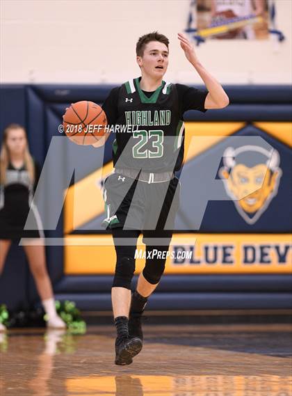 Thumbnail 1 in Highland @ Tallmadge photogallery.