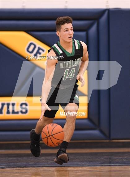 Thumbnail 2 in Highland @ Tallmadge photogallery.