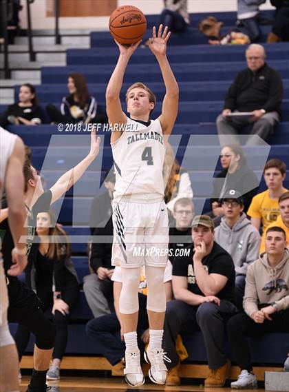 Thumbnail 3 in Highland @ Tallmadge photogallery.