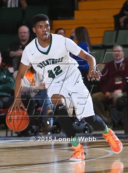 Thumbnail 1 in Brentwood vs Aquinas Institute (NYSPHSAA Class AA Semifinal) photogallery.
