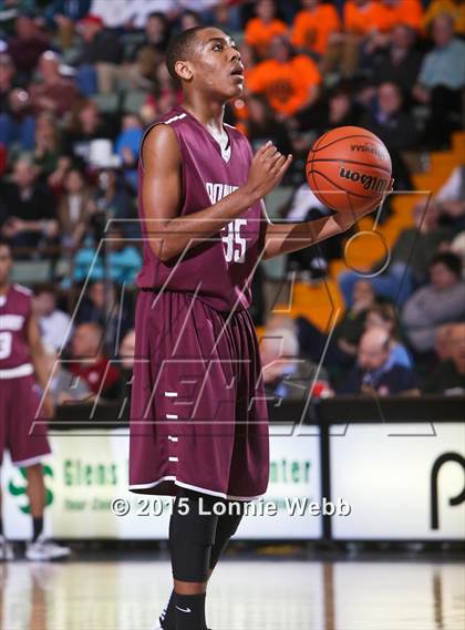 Thumbnail 2 in Brentwood vs Aquinas Institute (NYSPHSAA Class AA Semifinal) photogallery.