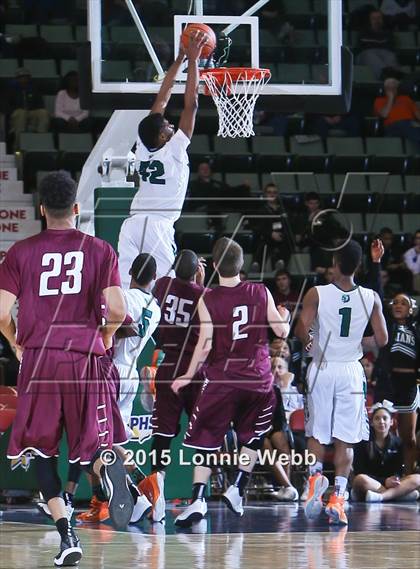 Thumbnail 1 in Brentwood vs Aquinas Institute (NYSPHSAA Class AA Semifinal) photogallery.