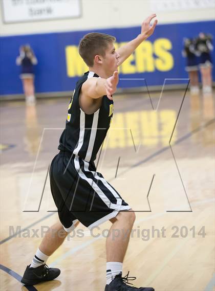 Thumbnail 3 in Nevada Union vs Del Oro photogallery.