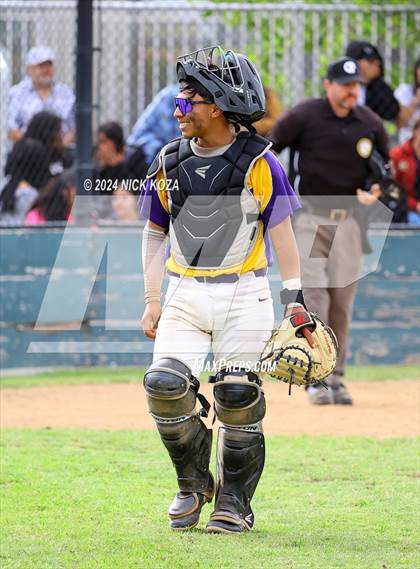 Thumbnail 2 in Firebaugh vs. Lynwood photogallery.