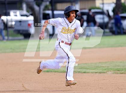 Thumbnail 2 in Firebaugh vs. Lynwood photogallery.