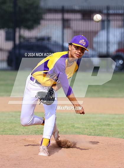 Thumbnail 3 in Firebaugh vs. Lynwood photogallery.
